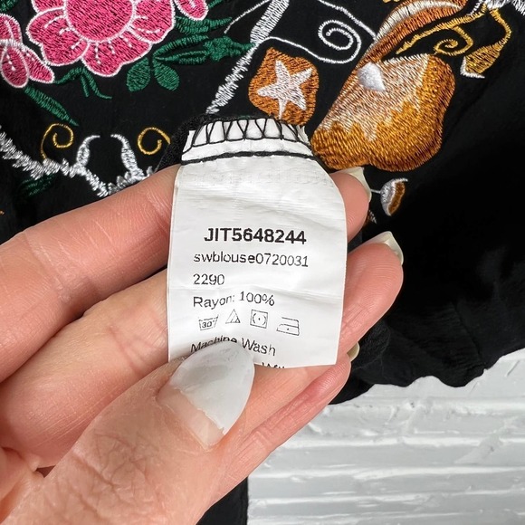 Shein Women's Boat Neck Embroidered Blouse Top Short Sleeves Black Size 2XL - Picture 3 of 5